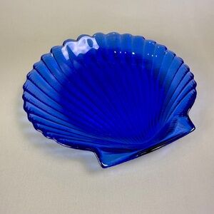 Vintage Arcopal Coquillage Cobalt Blue Glass Shell Plate | France